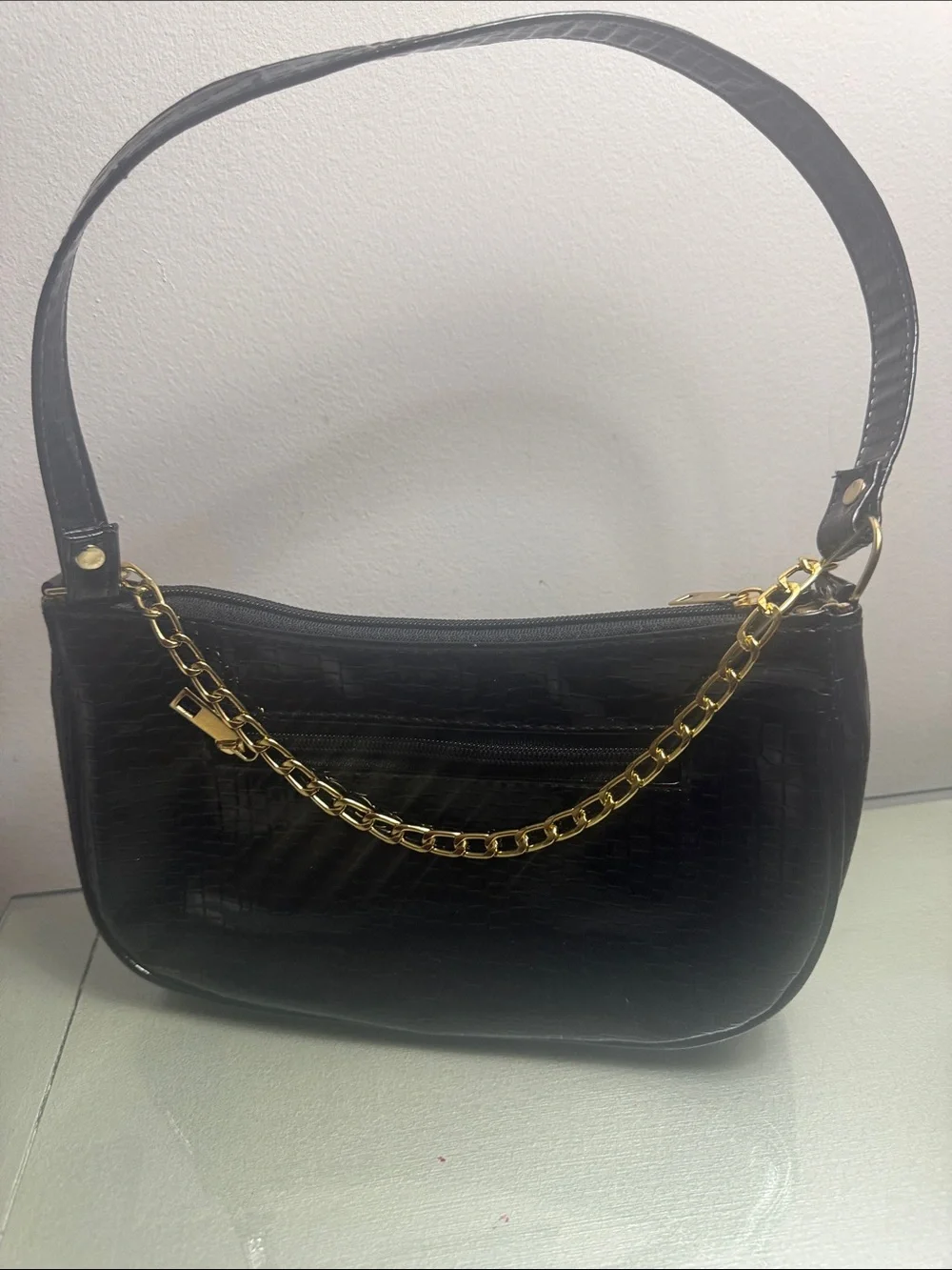 Black Croc-Embossed Shoulder Bag with Gold Chain Accent